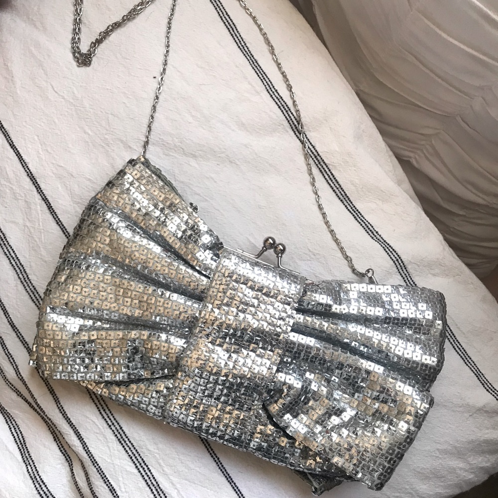 Vintage Silver Bow Clutch Bag